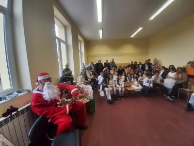 Коледно тържество 2025 година - ОУ Христо Ботев - Юнаците
